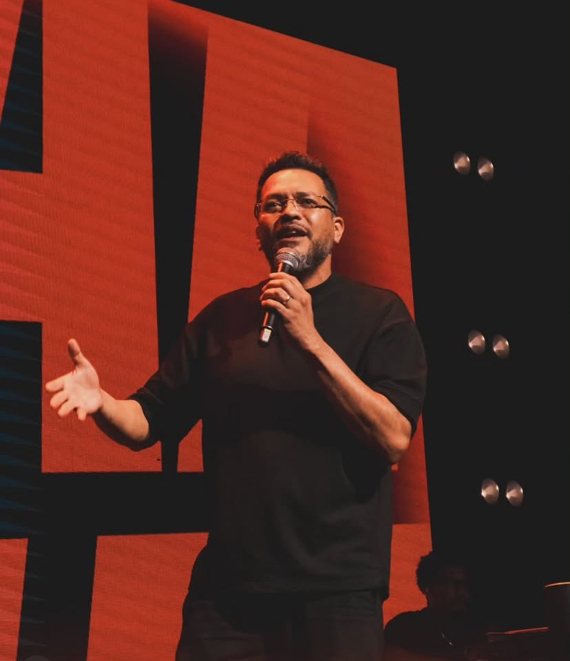 edir gimenes pregando